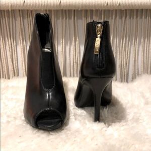 Black guess high heels